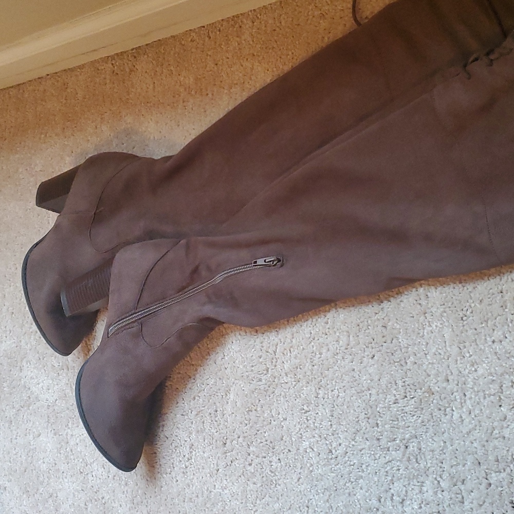 Charlotte Russe Brown Over-the-Knee Women's Boots